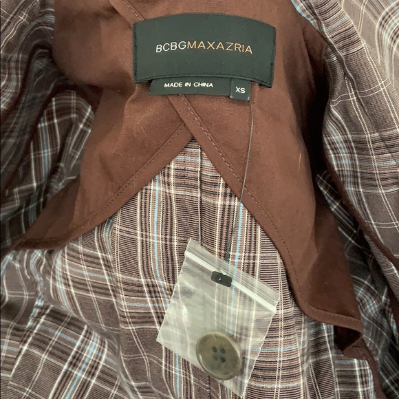 NWOT BCBG MAX AZRIA Brown Plaid Coat with Belt - Picture 9 of 10